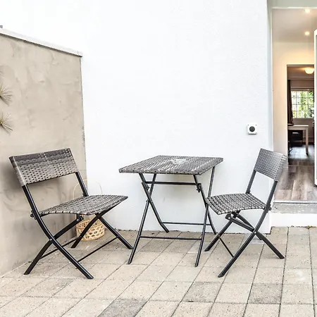 Stylish Gem Апартаменты